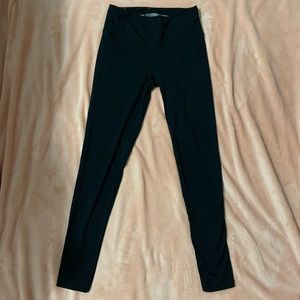 Black Victoria’s Secret Knockout Leggings